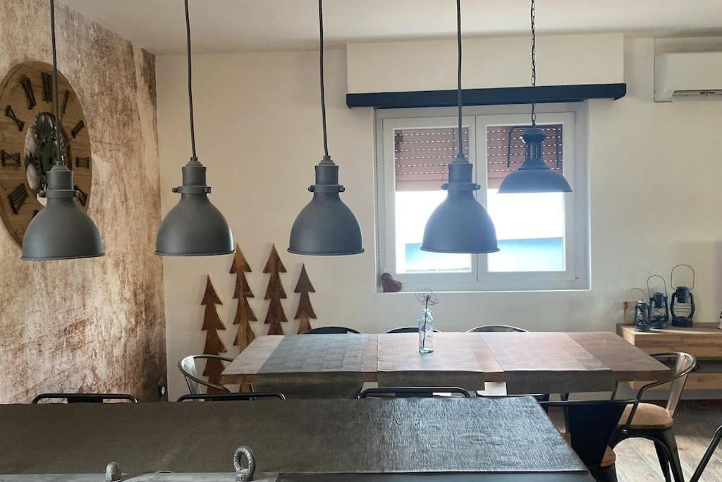 Als As De Coeur La Maison Aux Mille Et Un Coeurs Neuve-Eglise Esterno foto
